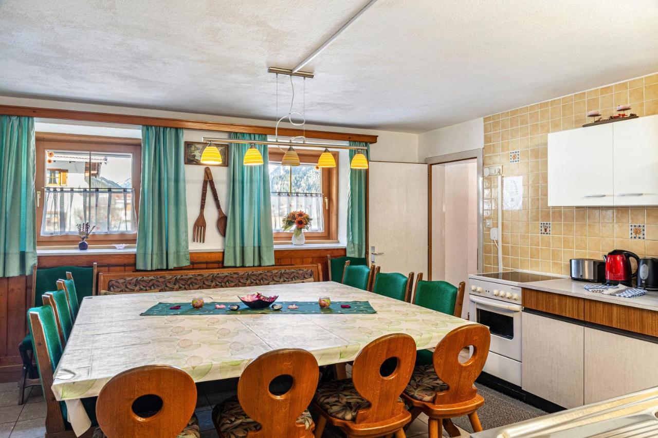 Ferienhaus Wechner Häselgehr المظهر الخارجي الصورة
